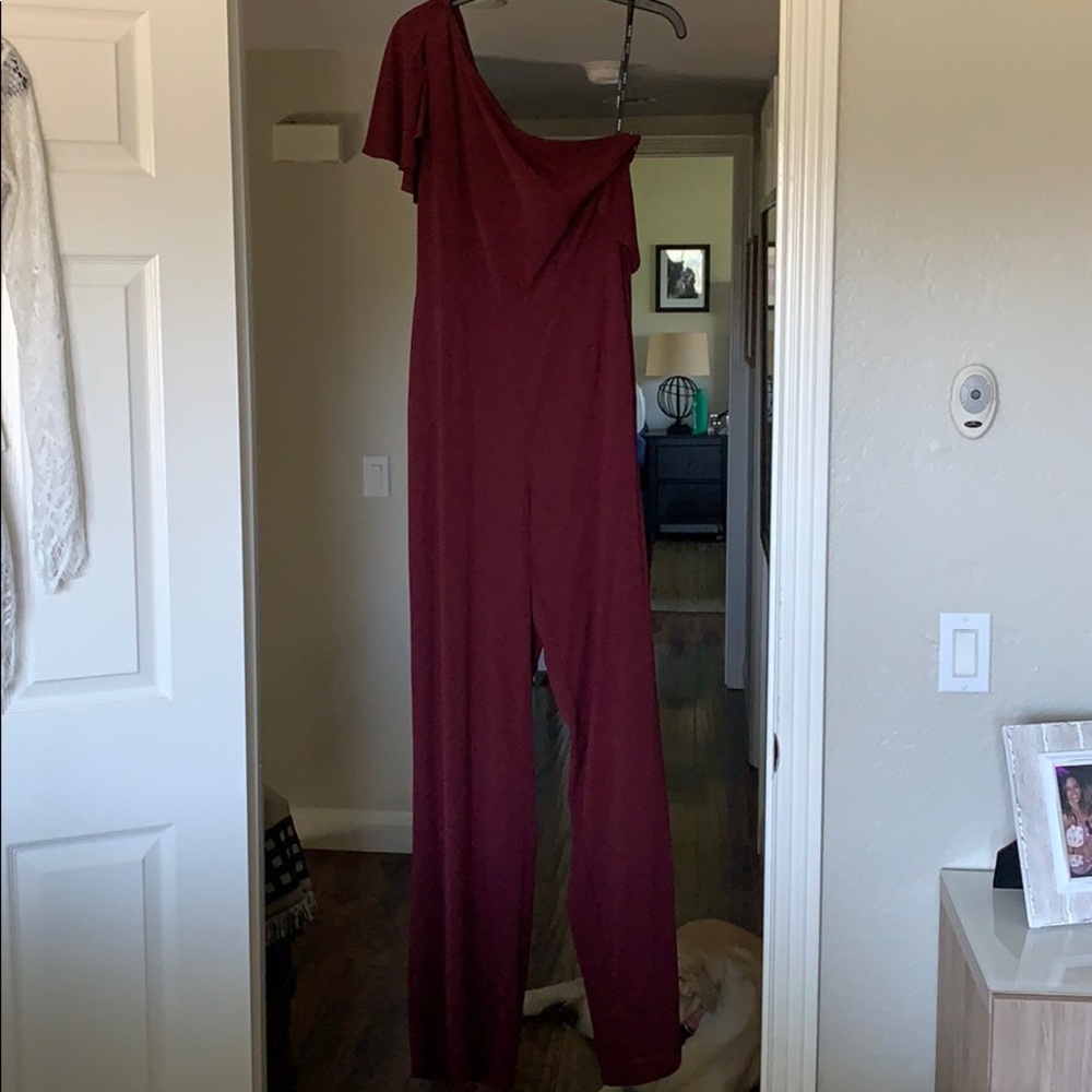 BB Dakota burgundy jumper (size 4)